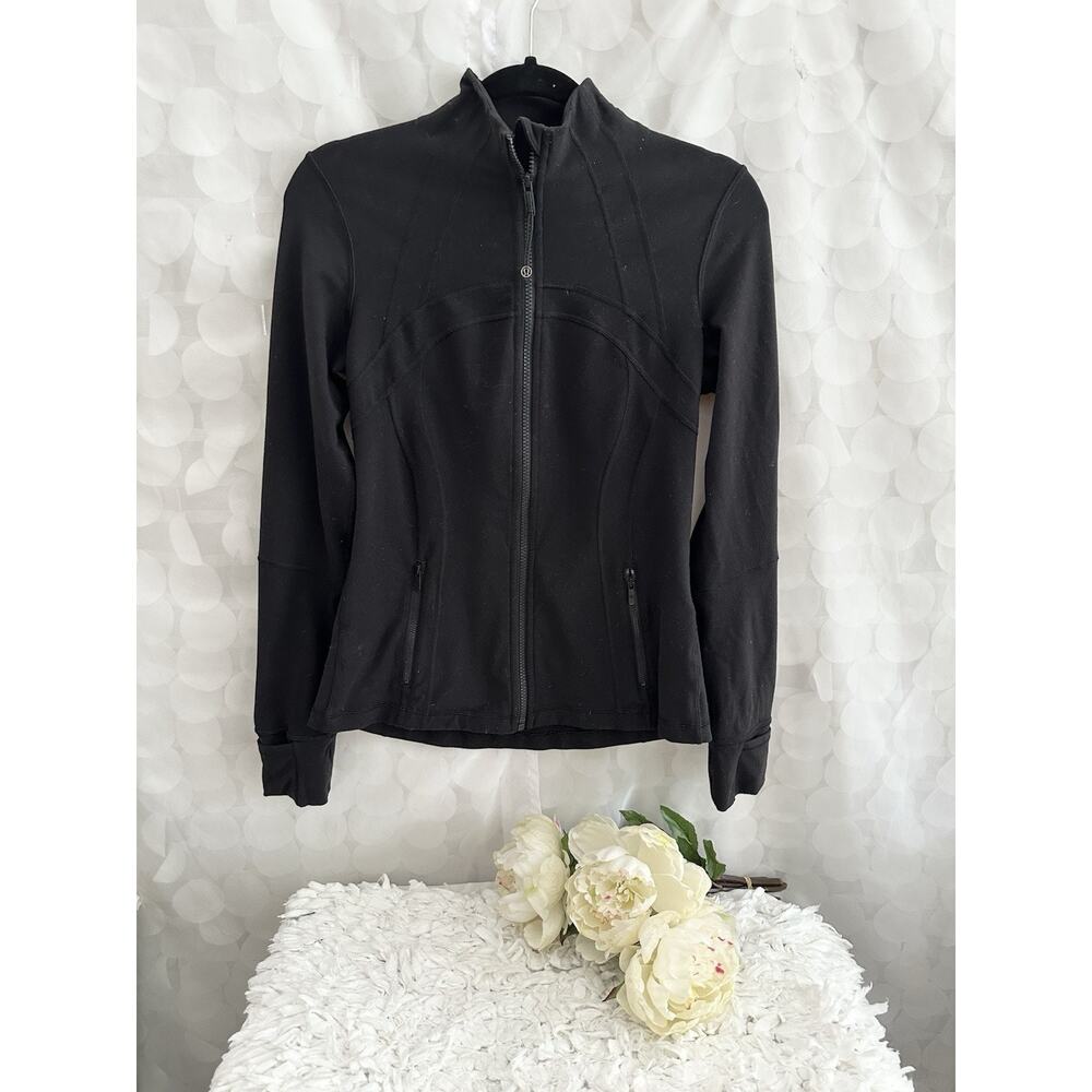 Lululemon Define Jacket Womens 8 Black Full Zip Thumbholes Athletic Running